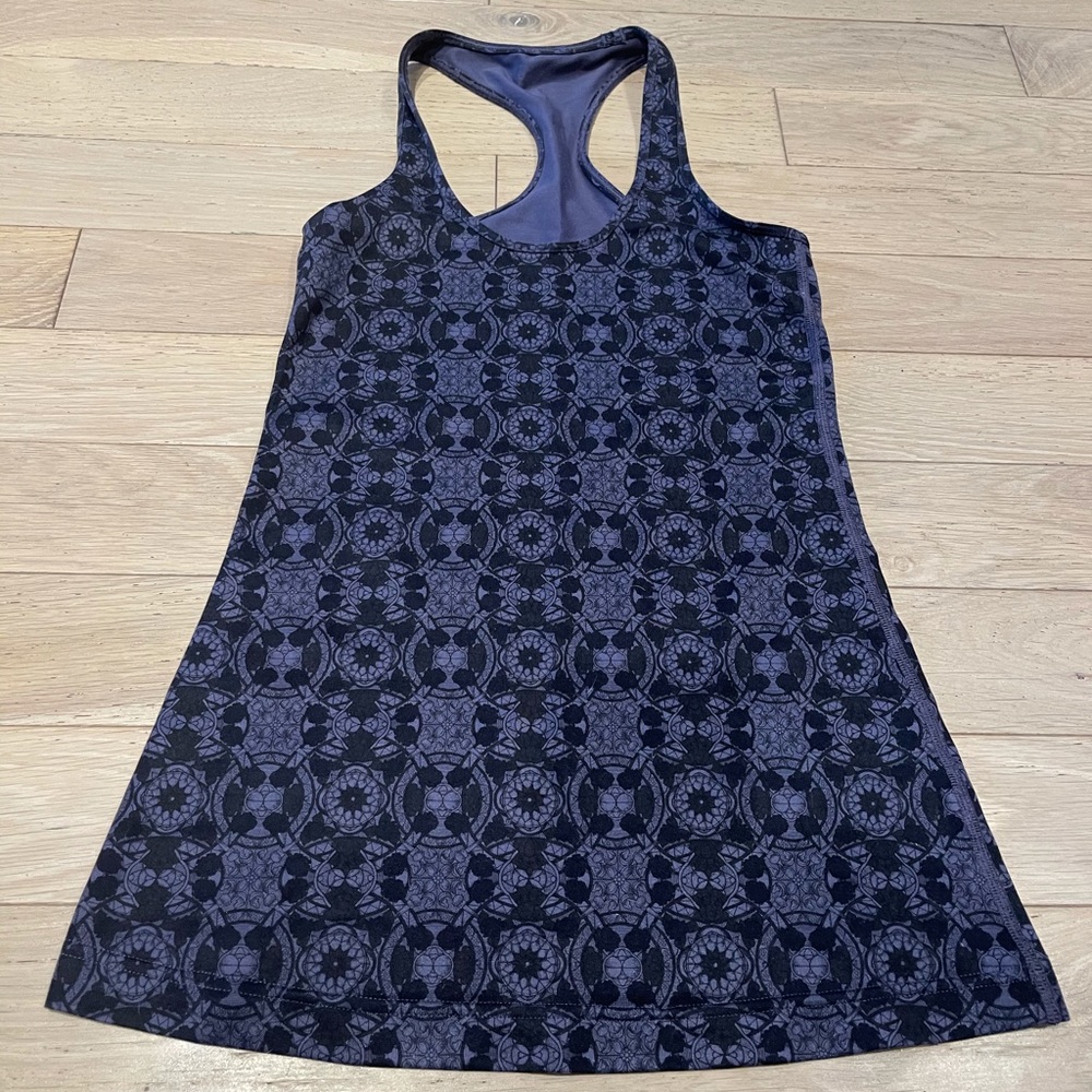 Lululemon Cool Racerback Tank Size 4